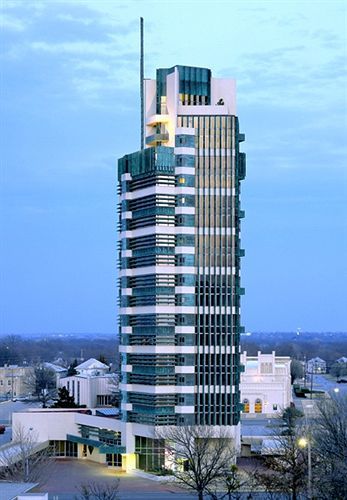 The Inn At Price Tower Бартелсвілль Екстер'єр фото